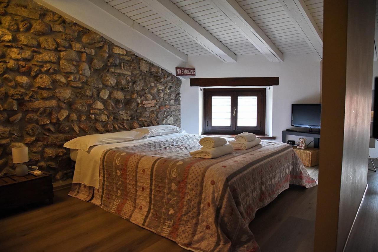 Prigioni House Bed & Breakfast Peschiera del Garda Eksteriør bilde