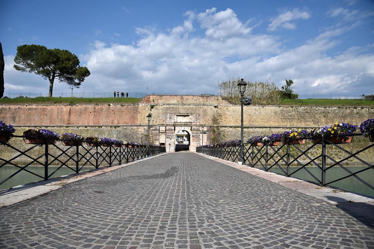 Prigioni House Bed & Breakfast Peschiera del Garda Eksteriør bilde