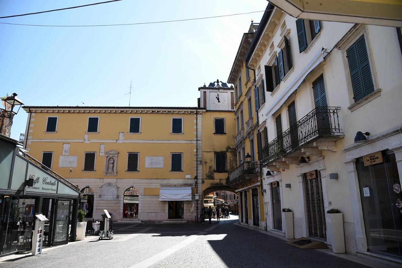 Prigioni House Bed & Breakfast Peschiera del Garda Eksteriør bilde