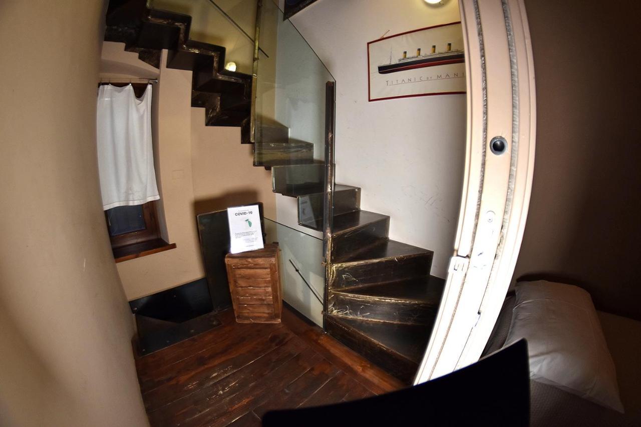 Prigioni House Bed & Breakfast Peschiera del Garda Eksteriør bilde