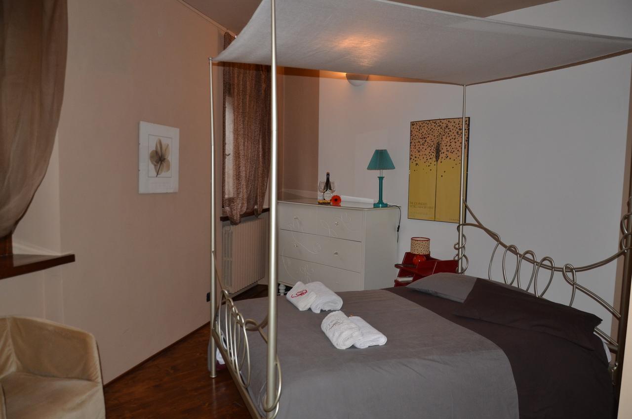 Prigioni House Bed & Breakfast Peschiera del Garda Eksteriør bilde